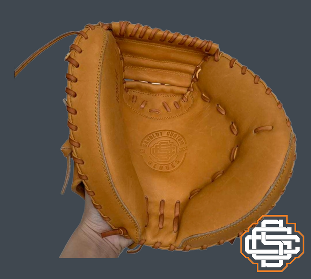 Diamond top catchers mitt